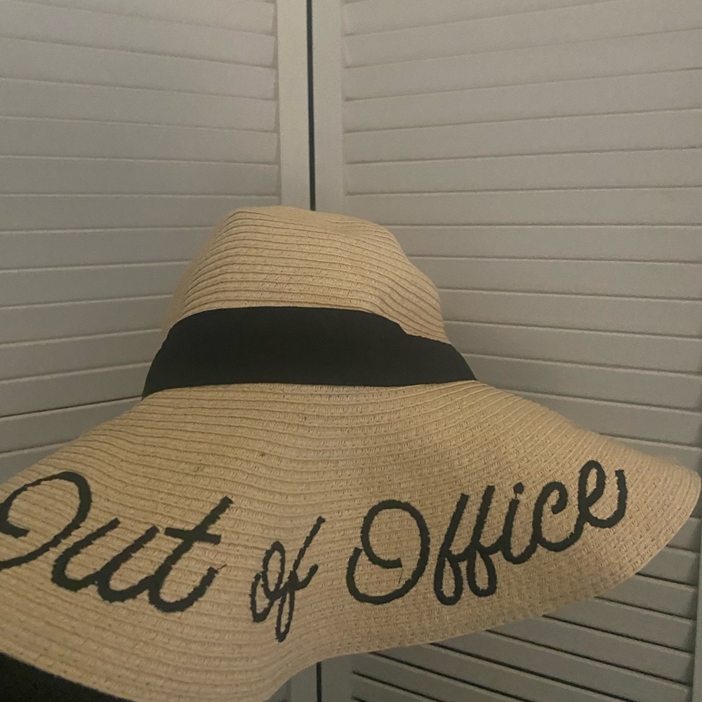 Out of office beach hat and purse